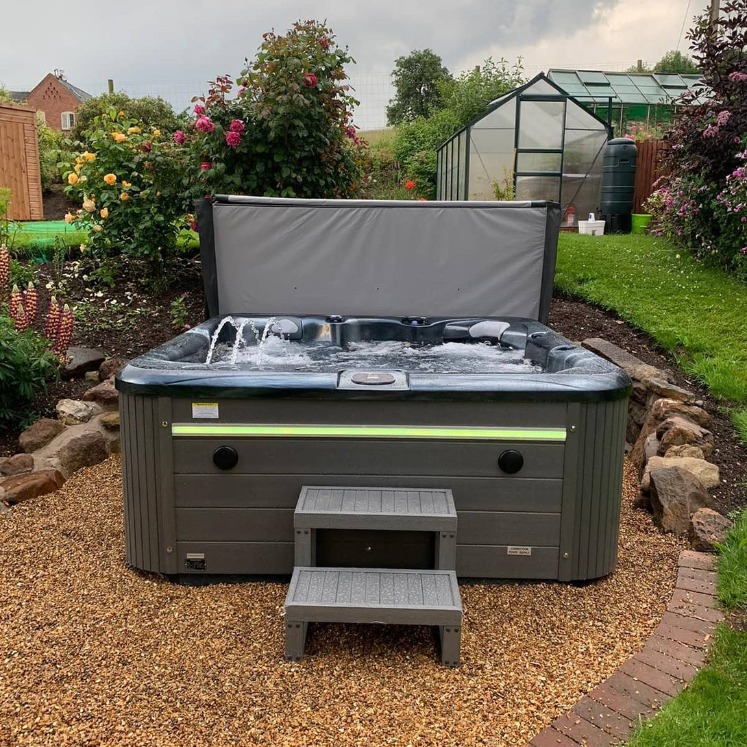 Cosmo+ 6 Seater Hot Tub - Vookoo Lifestyle