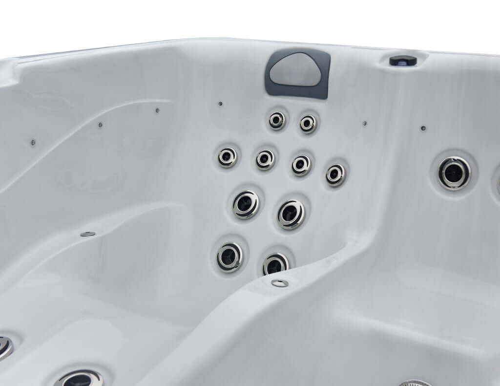 Cosmo+ 6 Seater Hot Tub - Vookoo Lifestyle