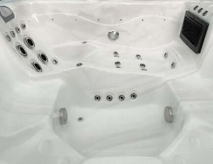 Malibu 6 Seater Hot Tub - Vookoo Lifestyle