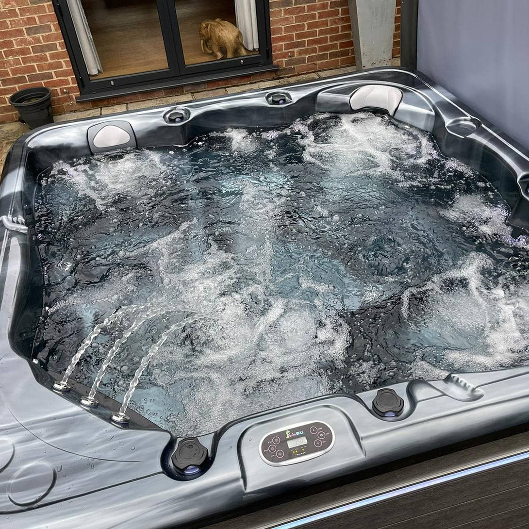 Maya+ 5 Seater Hot Tub - Vookoo Lifestyle