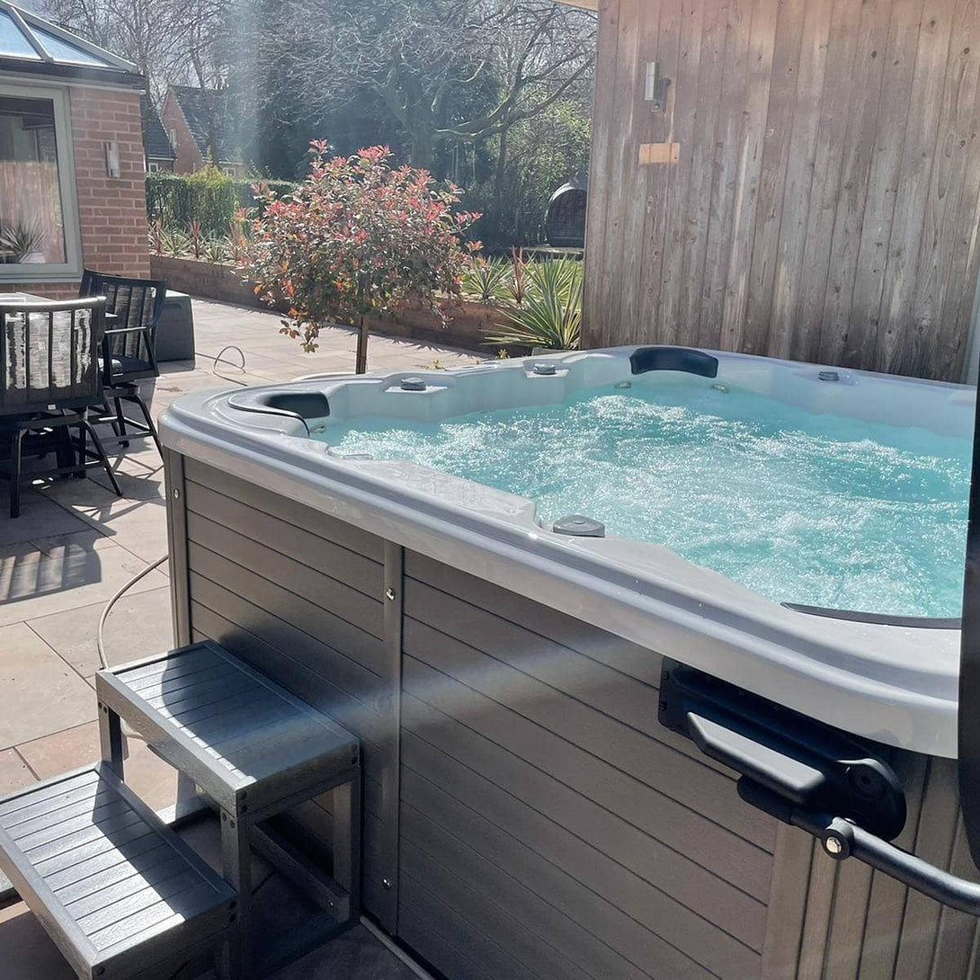 Tropic 7 Seater Hot Tub - Vookoo Lifestyle