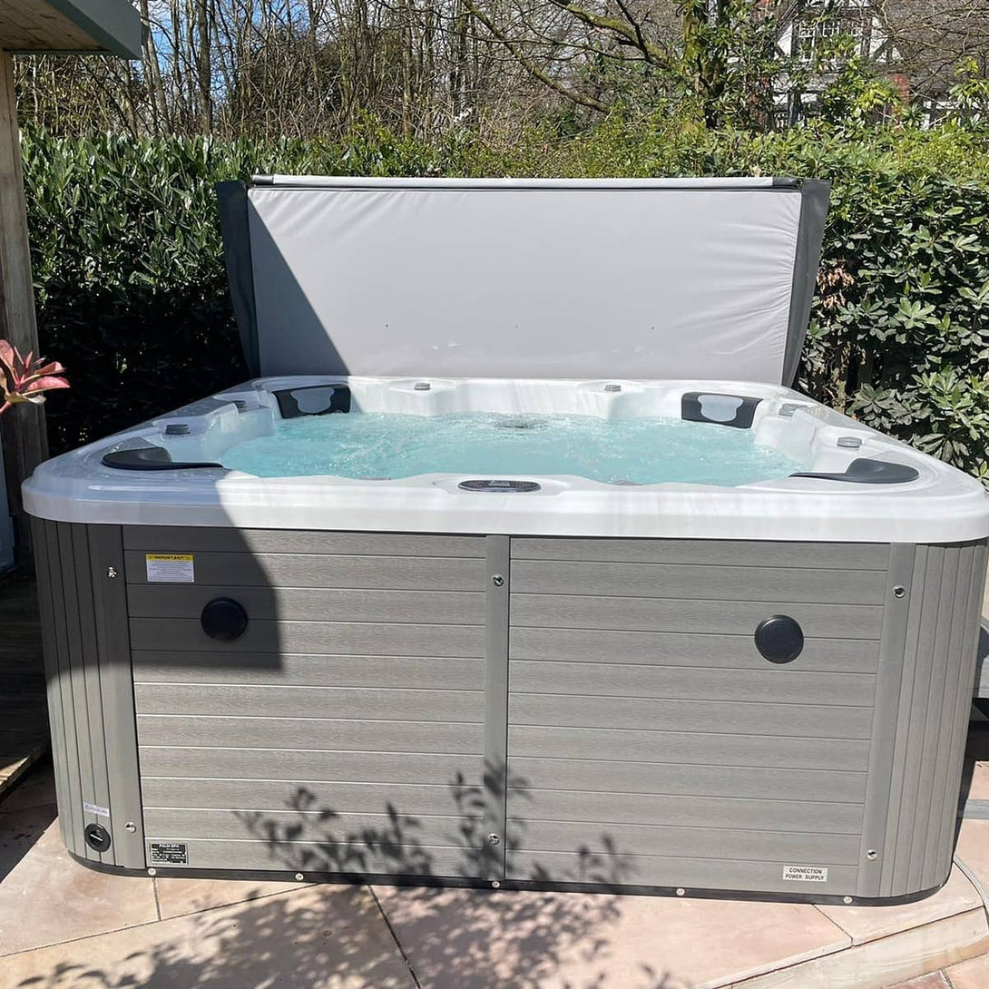 Tropic 7 Seater Hot Tub - Vookoo Lifestyle